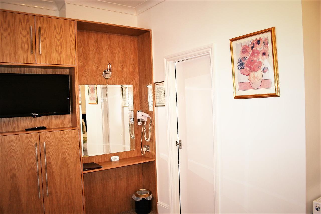 Ilfracombe House - Near Cliffs Pavilion 4* Southend-on-Sea