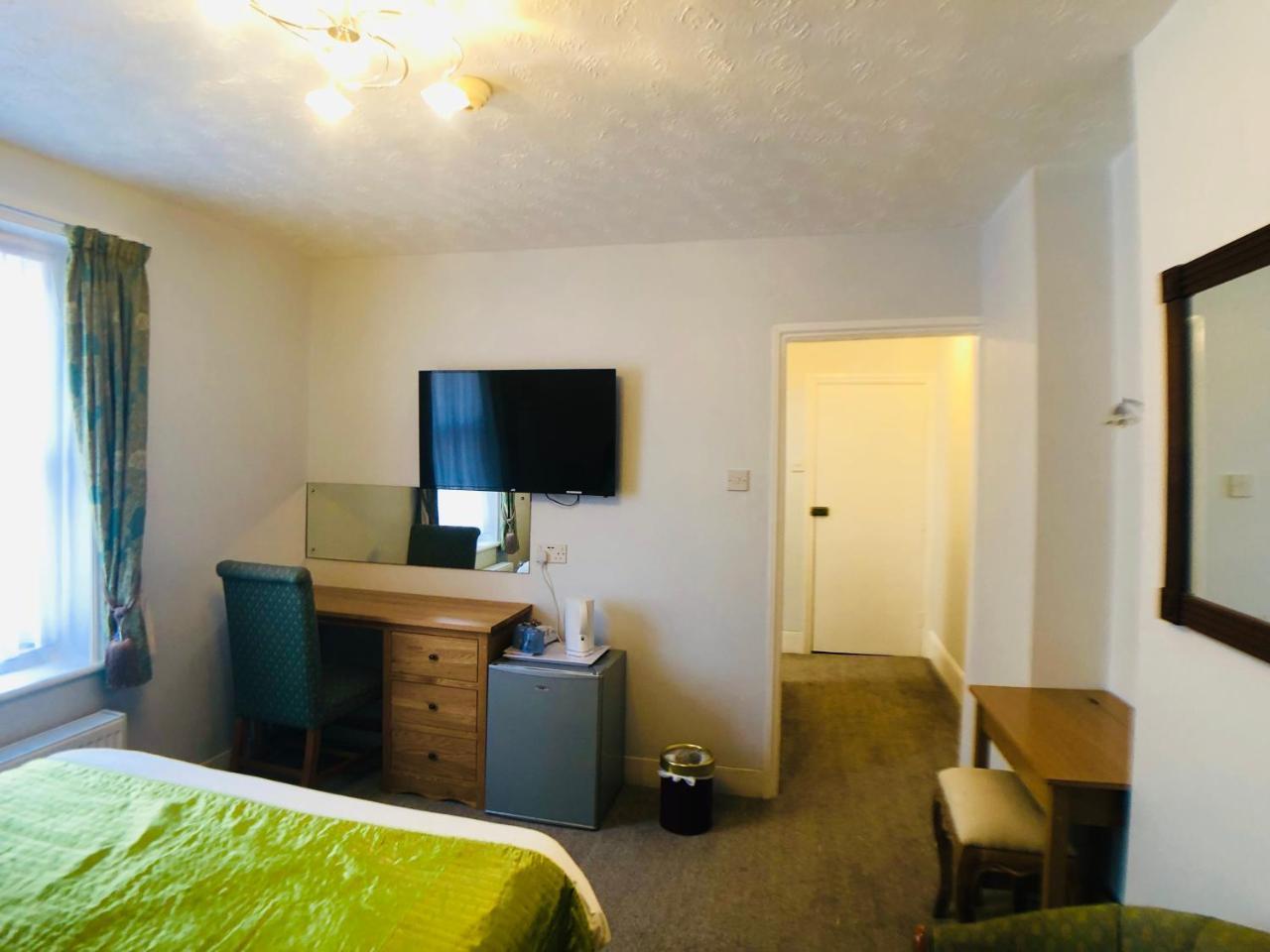 Ilfracombe House - Near Cliffs Pavilion Maison d'hôtes Southend-on-Sea