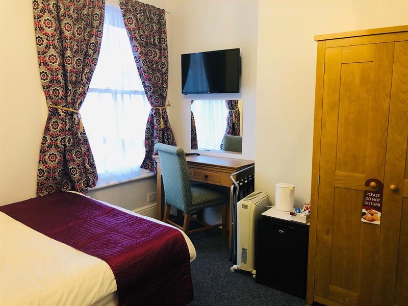 Ilfracombe House - Near Cliffs Pavilion 4* Southend-on-Sea