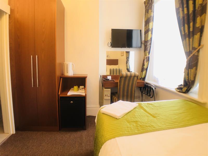 Ilfracombe House - Near Cliffs Pavilion Maison d'hôtes Southend-on-Sea